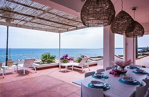 Villa Acqua Saracena by Wonderful Italy