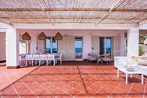 Villa Acqua Saracena by Wonderful Italy