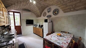 Itiseasy Cuglieri 1 Premium Suite Apartment