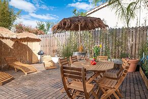 Private Garden La Cabane Bambou, Mandara Beach