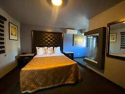 Hotel Suites Royal