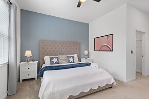 Condo 2bed 2bath Next to Disney w Free Water Park