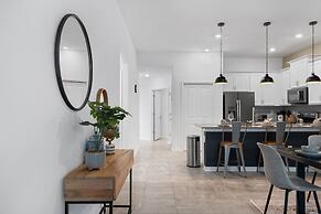 Condo 2bed 2bath Next to Disney w Free Water Park