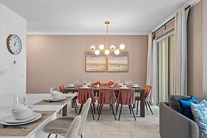 Adorable 4BR Home Cute Mickey Tangled Rooms