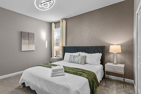 Chic 5bed Home With Themed Rooms