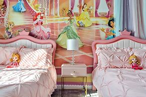 Chic 5bed Home With Themed Rooms