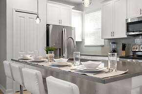 Chic 5bed Home With Themed Rooms