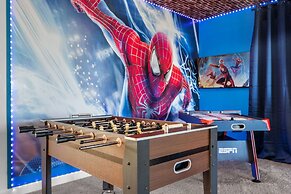 Chic 5bed Home With Themed Rooms