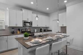 Chic 5bed Home With Themed Rooms