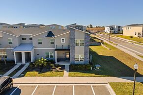 Gorgeous 5bed TH Close to Disney Water Park