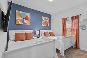 Gorgeous 5bed TH Close to Disney Water Park