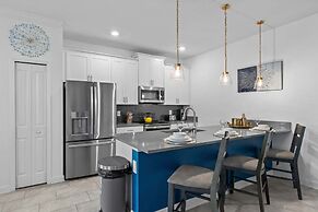 Gorgeous 5bed TH Close to Disney Water Park