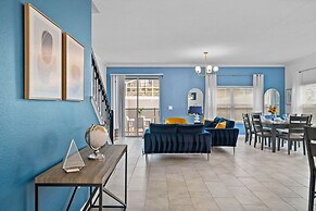 Gorgeous 5bed TH Close to Disney Water Park