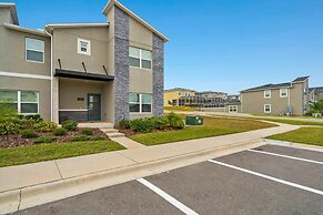 Gorgeous 5bed TH Close to Disney Water Park