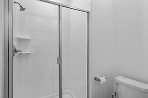 Gorgeous 5bed TH Close to Disney Water Park