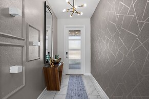 Chic 5bed Home Close to Disney Parks