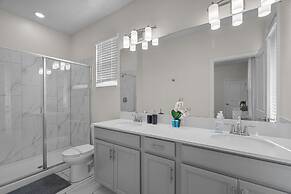 Chic 5bed Home Close to Disney Parks