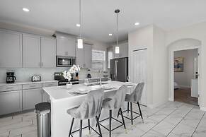 Chic 5bed Home Close to Disney Parks