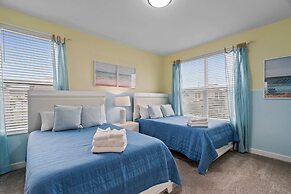 Chic Spacious 5BR Retreat Near Disney