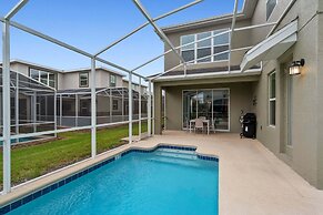 Chic Spacious 5BR Retreat Near Disney