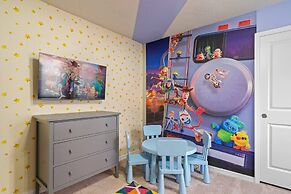 Chic 7bed With Private Pool Theme Bedrooms