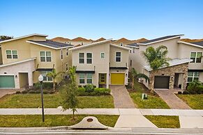 Magical 6BR Retreat With Pool Best Location