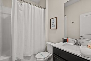 Magical 6BR Retreat With Pool Best Location