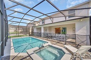 Chic 10br Retreat With Themed Rooms Pool