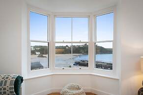 Azure - Sea Views Town Centre