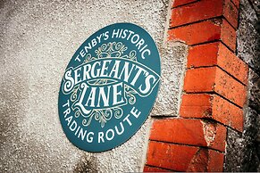 Midnight - Sea Views Town Centre