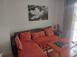 2 Bed Apt-easy Access to Pool-mar Menor Nearby