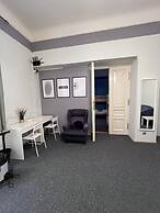 GIRLS Dorm Apartment