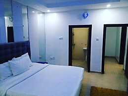 Pioneer Luxury Apartment