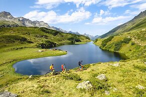 Alpenblick Appartements - 3-zimmer Ave Montis