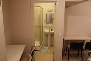 HOSTELİST