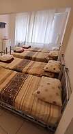 HOSTELİST