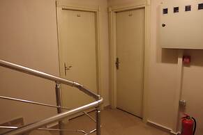 HOSTELİST