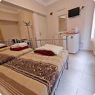 HOSTELİST