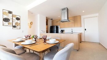 Condo Aria Ocean 614 by Kivoya