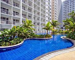 Live Just Steps Away From Mall of Asia