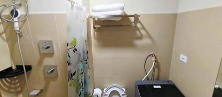 Live Just Steps Away From Mall of Asia