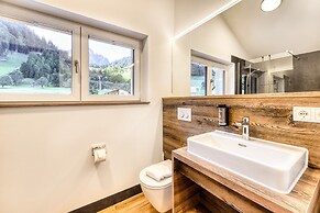 Brandnerhus Nr 25 - Balkon 4-zimmer Ferienwohnung