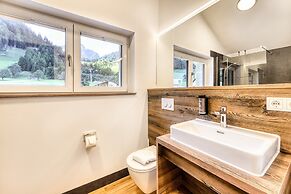 Brandnerhus Nr 21 - Balkon 4-zimmer Ferienwohnung