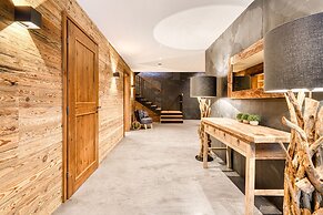Chalet GM in Brand With 5 Bedrooms and 4 Bathrooms