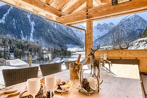 Chalet GM in Brand With 5 Bedrooms and 4 Bathrooms