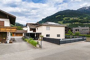 Alpenblick Appartements - 5-zimmer Gartenwohnung