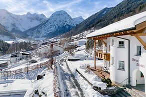 Haus Alvier - 3-zimmer Fewo Rothorn mit Terrasse