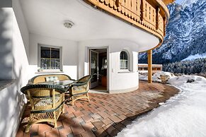 Haus Alvier - 3-zimmer Fewo Rothorn mit Terrasse