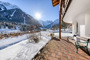 Haus Alvier - 3-zimmer Fewo Rothorn mit Terrasse