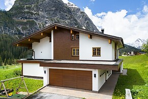 Chalet Lilly-family Friends mit Ski In-ski out